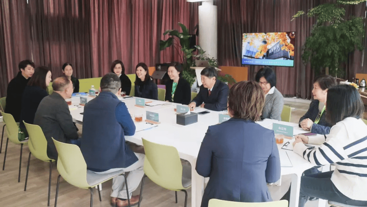 香港教育专家来访青苗,叶祖贤先生出任青苗 DSE项目专家顾问 香港教育专家来访青苗,叶祖贤先生出任青苗 DSE项目专家顾问