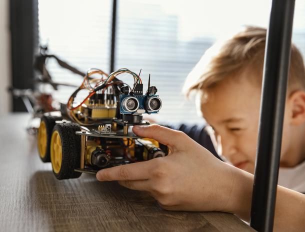 Revitalizing STEM Education to Equip Next Generations with STEM Competency