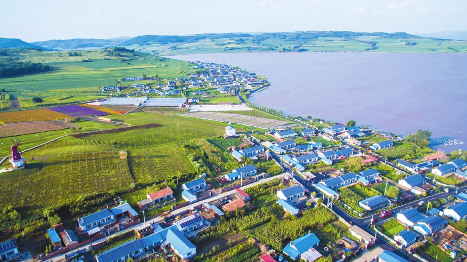 湖光山色日日新——乡村振兴视角下的敦化市雁鸣湖镇小山村旅游发展路径