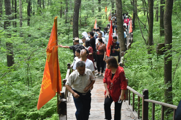 砥砺奋进的敦化丨参观寒葱岭红色教育基地 感受抗联精神红色基因