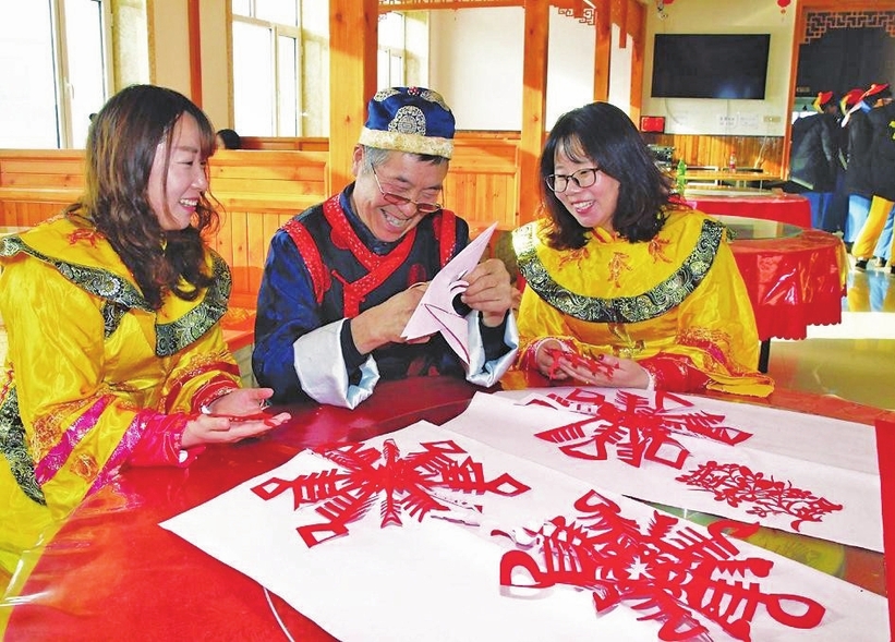 雾凇冰雪展芳姿 乌拉古城焕新颜