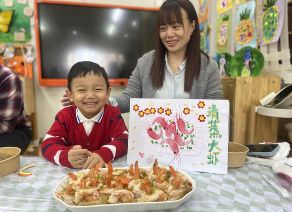 沈阳：幼儿园举办创意美食嘉年华 用美食串联欢乐_fororder_教育大图