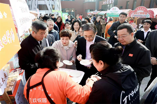 角逐“舌尖上的幸福” 沈阳首届老年助餐点营养餐大赛决赛举行