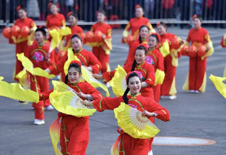 东港市民间艺术节启幕