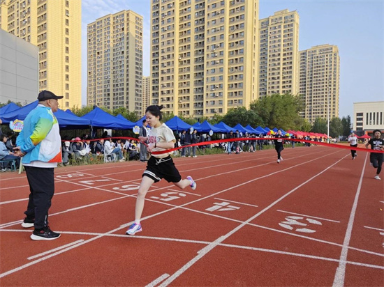 沈阳市清乐围棋学校举行第二十三届田径运动会