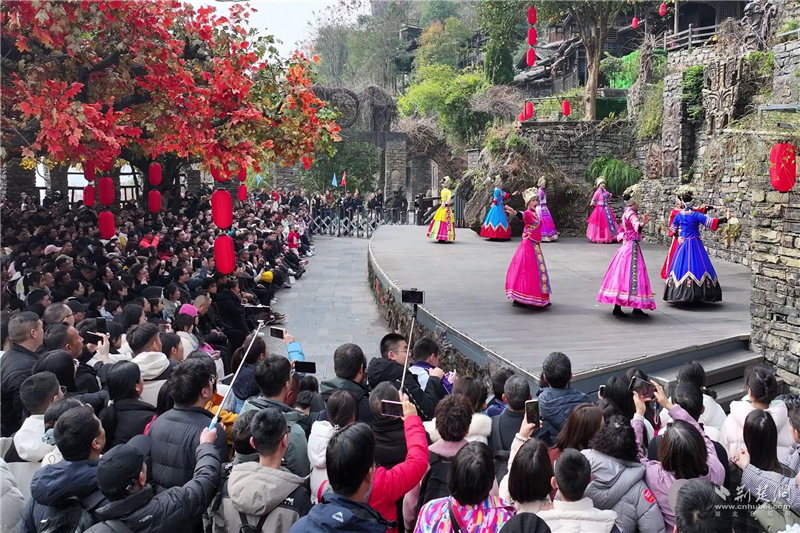 夷陵：山上冰雪运动热 山下峡江秀色喜迎客_fororder_微信图片_20250221094717