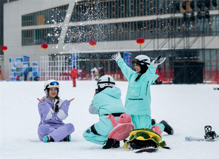 南国热雪——“鄂西屋脊”拥抱冰雪热