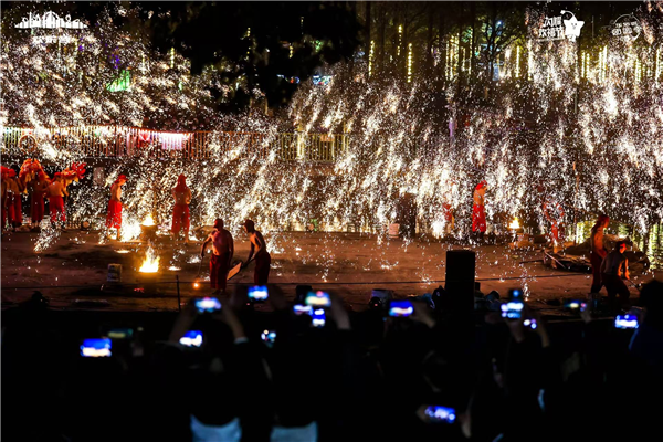 武汉花式夜游闹元宵 文旅惠民券带动出游