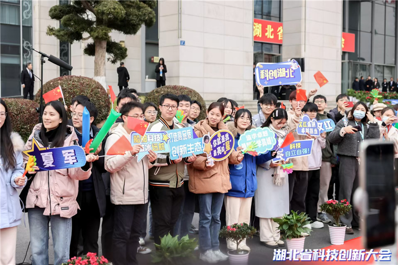 今天他们是湖北“最亮的星”！