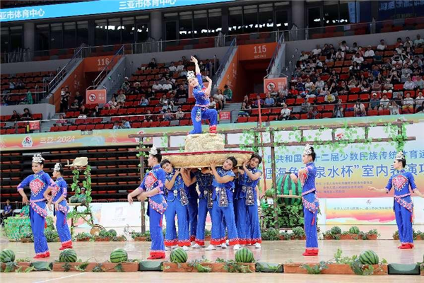 黄冈师范学院师生参加全国少数民族传统体育运动会并获一等奖