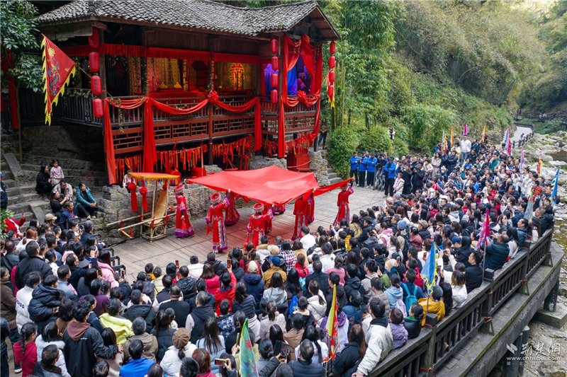 夷陵：山上冰雪运动热 山下峡江秀色喜迎客_fororder_微信图片_20250221094711