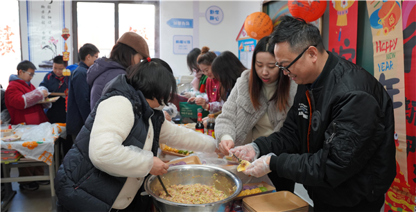 湖北武汉：传统文化绽新花 庙趣之约迎新年