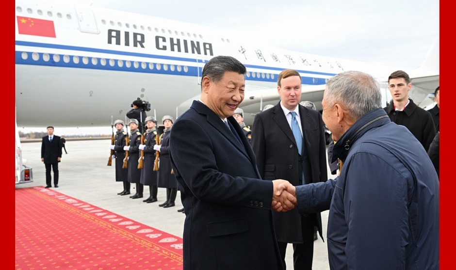 视频丨习近平抵达喀山出席金砖国家领导人第十六次会晤_fororder_1729626039896_456