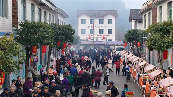 重庆南川：首届金佛山178刨猪汤文旅消费季（古花镇专场）举办