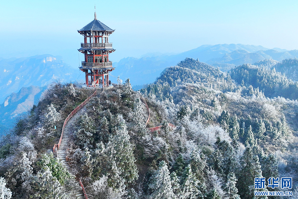 重庆酉阳：冬日山林雪韵浓