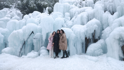 打卡重庆冰天雪地｜南川金佛山：“冰雪+”激发旅游消费活力