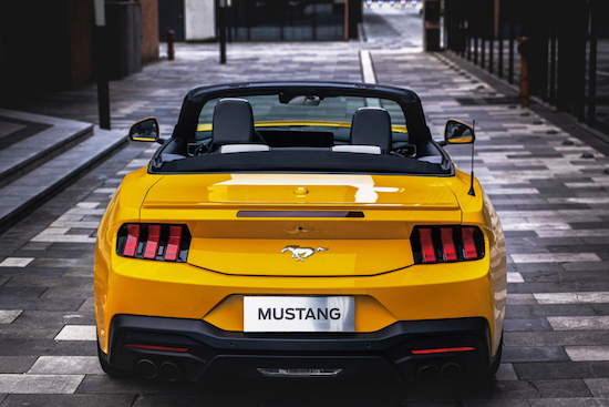 全新福特Mustang®敞篷运动版首次登陆广州车展