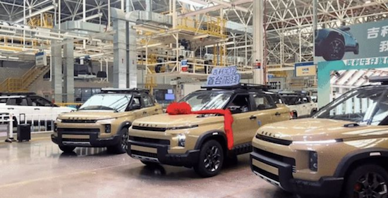 顶配不超10万元 吉利首款轻越野SUV—吉利牛仔正式下线