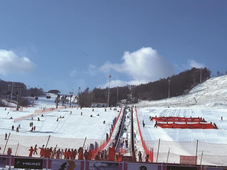 吉林：激情燃冬，热雪沸腾