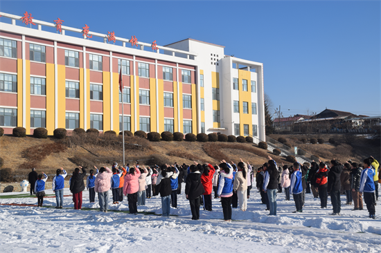 吉林安图中小学生开学第一天：元气满满 逐梦起航！_fororder_吉林安图开学1