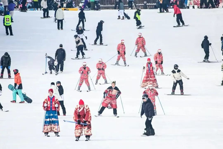 雪落吉林 粉雪之约仍在持续……