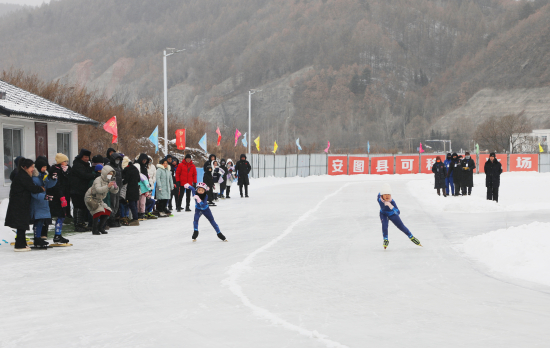 “健康吉林 乐动冰雪”安图县第七届全民上冰雪系列活动启动