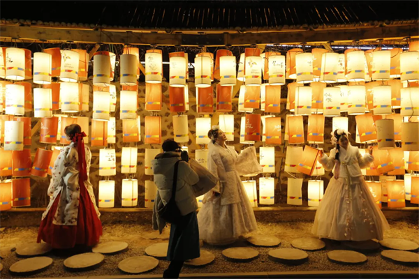 延吉新增一处夜景 中国朝鲜族民俗园第三届花灯节启幕