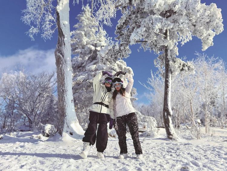 吉林市“小林海雪原”一派银装素裹