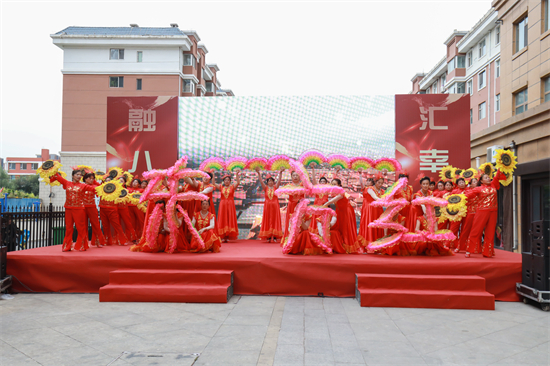 长春市二道区宜良社区改造：老旧小区焕新颜 居民乐享幸福家_fororder_供图二道区委宣传部1