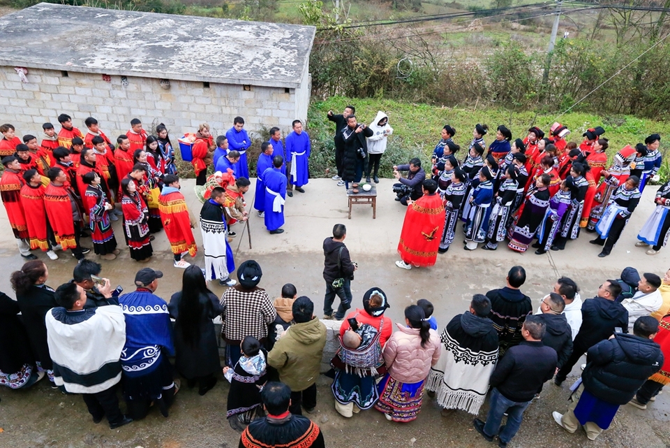 贵州威宁：传统彝族婚礼扮靓山寨‌