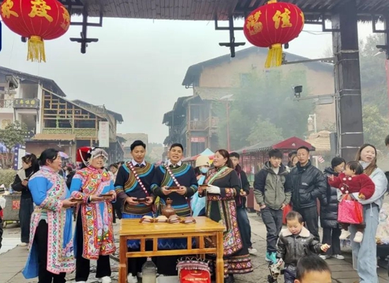 六盘水市水城区：野玉海春节假期旅游热度飙升 玉舍雪山滑雪场游客量创新高