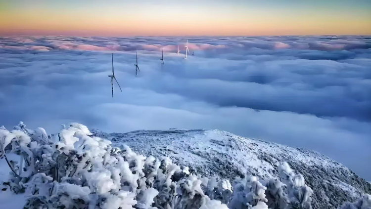 阿西里西韭菜坪雪景如画