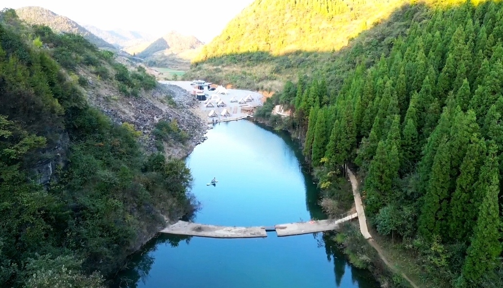 走进贵阳靛山村 初冬探秘这片“暮光森林”