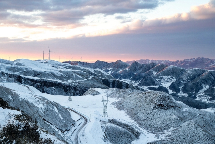 贵州赫章：高原雪景美如画