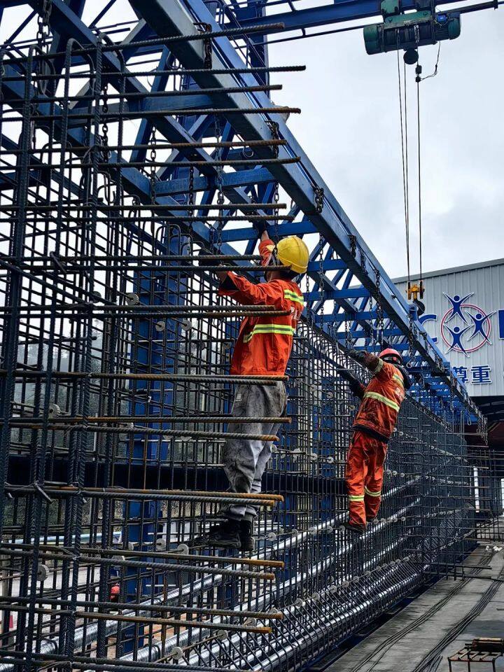 来自安盘高速建设工地的报道 | “龙骨”出自“俄夺村”