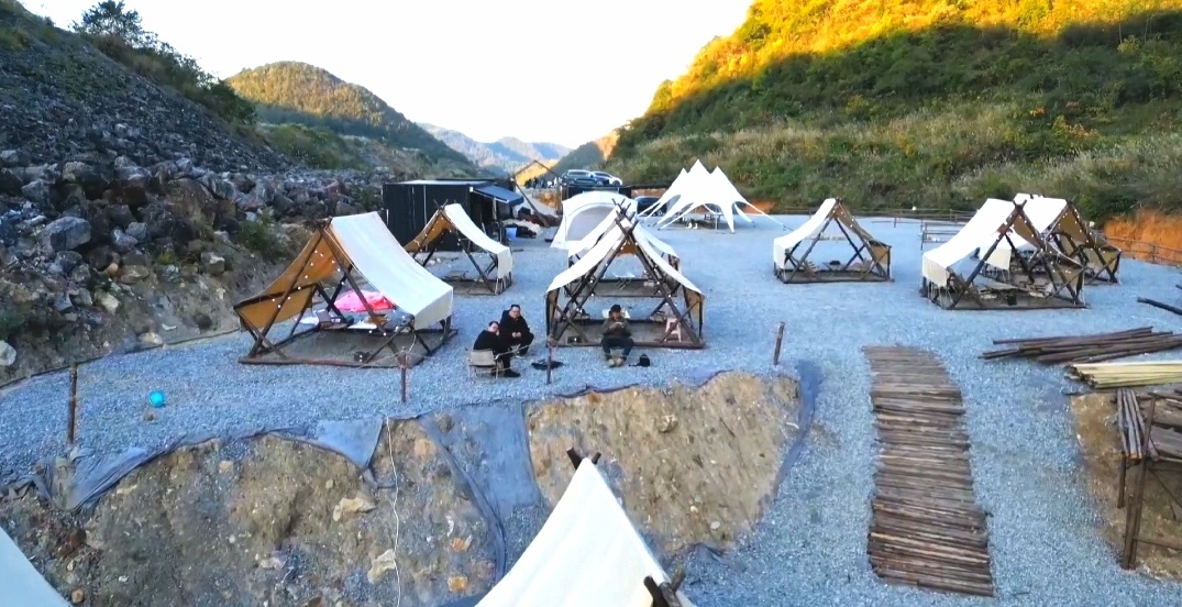 走进贵阳靛山村 初冬探秘这片“暮光森林”