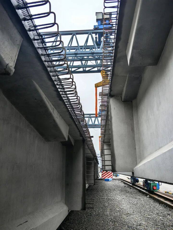 来自安盘高速建设工地的报道 | “龙骨”出自“俄夺村”