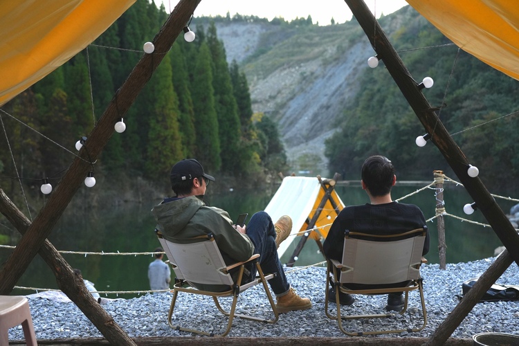 走进贵阳靛山村 初冬探秘这片“暮光森林”