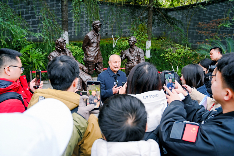 一场跨越时空的精神洗礼 | 长征沿线15个省份主流媒体共话红色传承