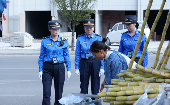 贵州惠水：绘制民生“守护蓝” 增添城市“烟火气”