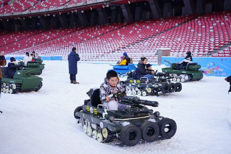 鸟巢欢乐冰雪季正式开放  数实融合引领冰雪新潮