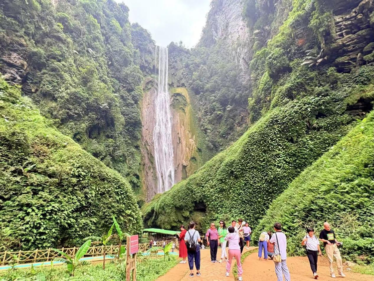 壮美景观“串珠成链” 广西靖西边关风情旅游带建设成效显著