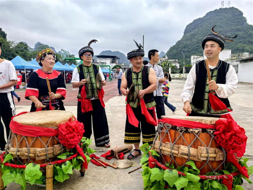 广西上林：镇圩瑶乡展芳华  民族团结谱新篇