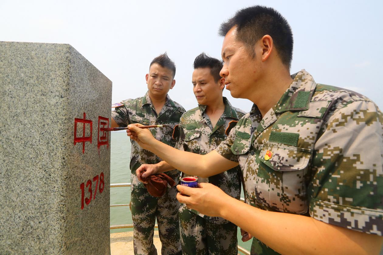 【卫国戍边有我】护边员苏世艺：“海上界碑”守护者