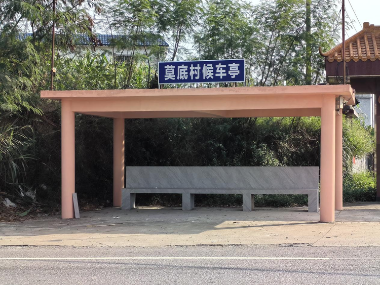 桂平公路养护中心多举措打造“壮美公路” 为群众出行安全感“加码”