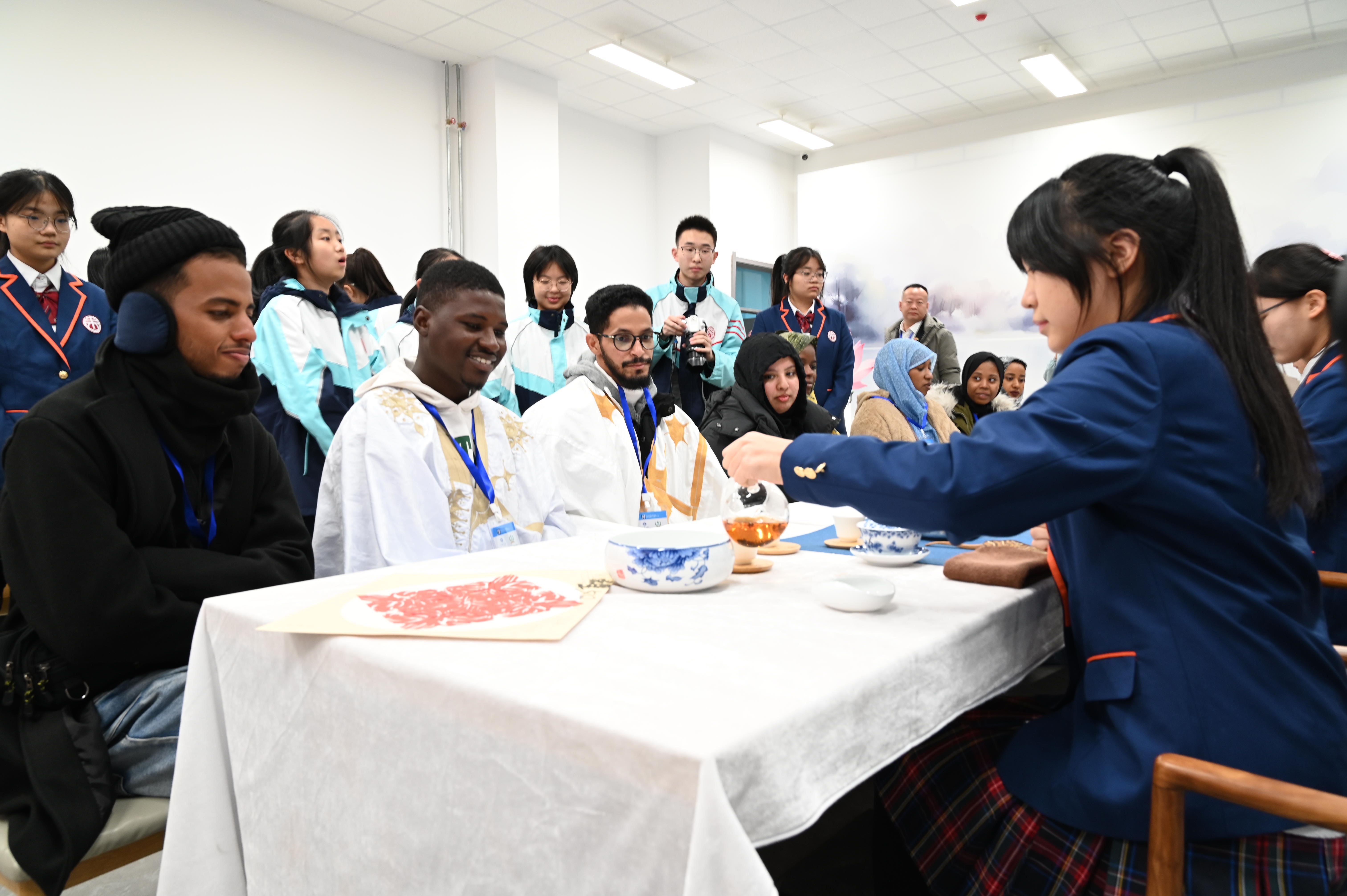 毛里塔尼亚学生到保定交流学习