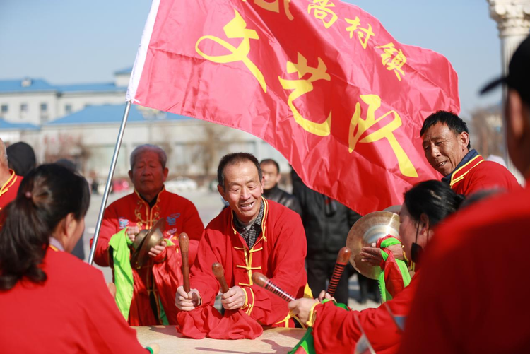 河北肃宁：花会进城迎元宵