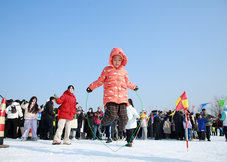 河北沧州：欢乐冰雪过大年