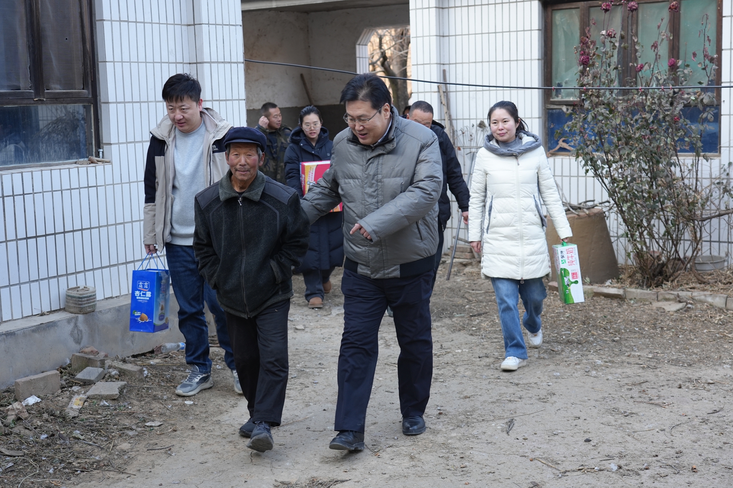 保定市委副秘书长田图片