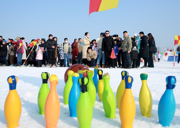 河北沧州：欢乐冰雪过大年